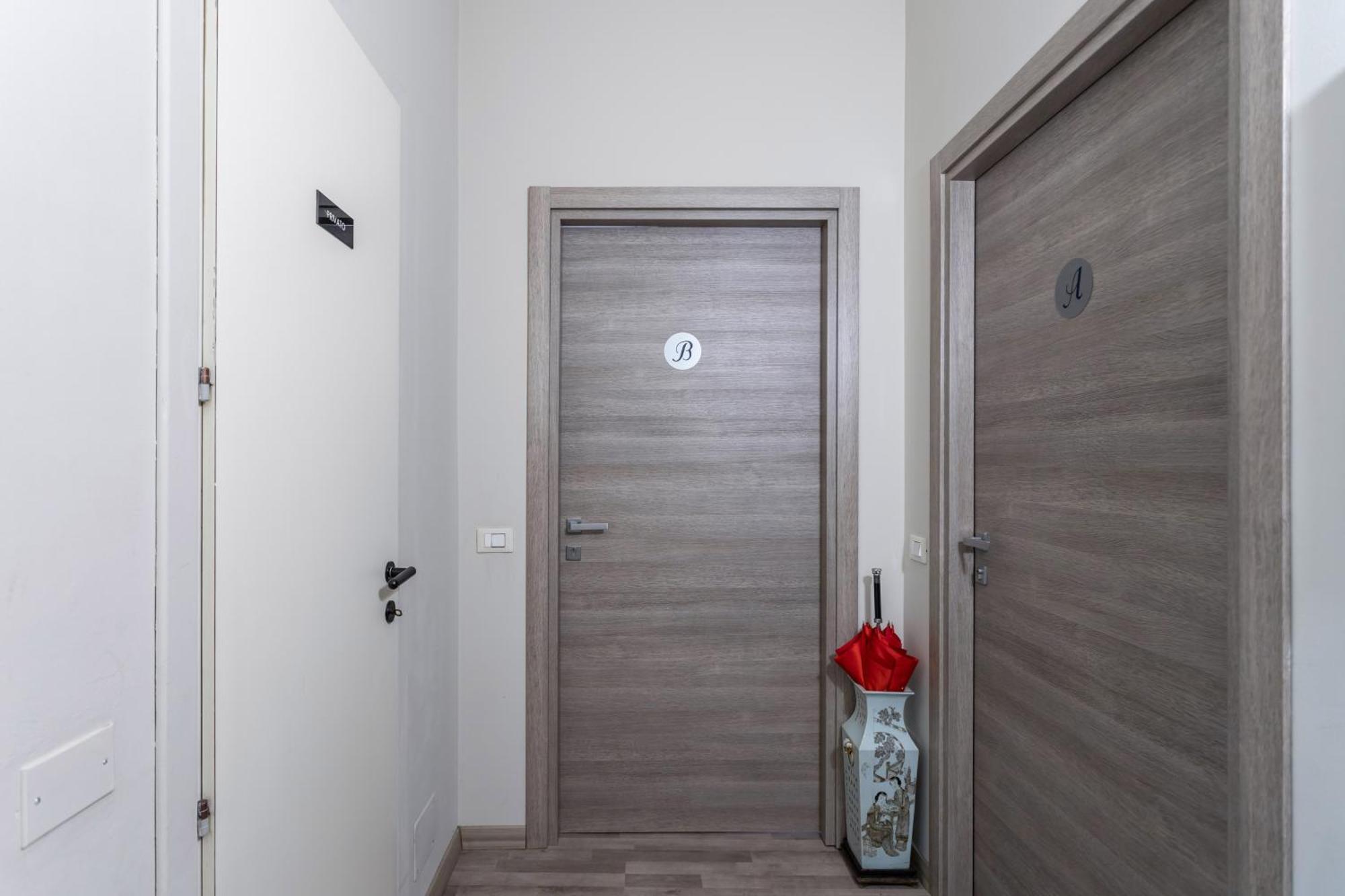 Casa Ugo - Pavia City Center - By Host4U Exterior foto